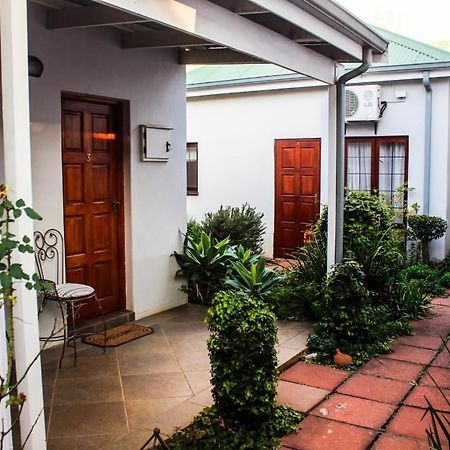 Villa Jana Guesthouse Pretoria Ngoại thất bức ảnh