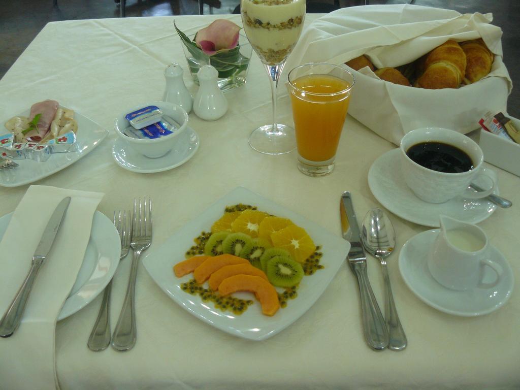 Villa Jana Guesthouse Pretoria Ngoại thất bức ảnh