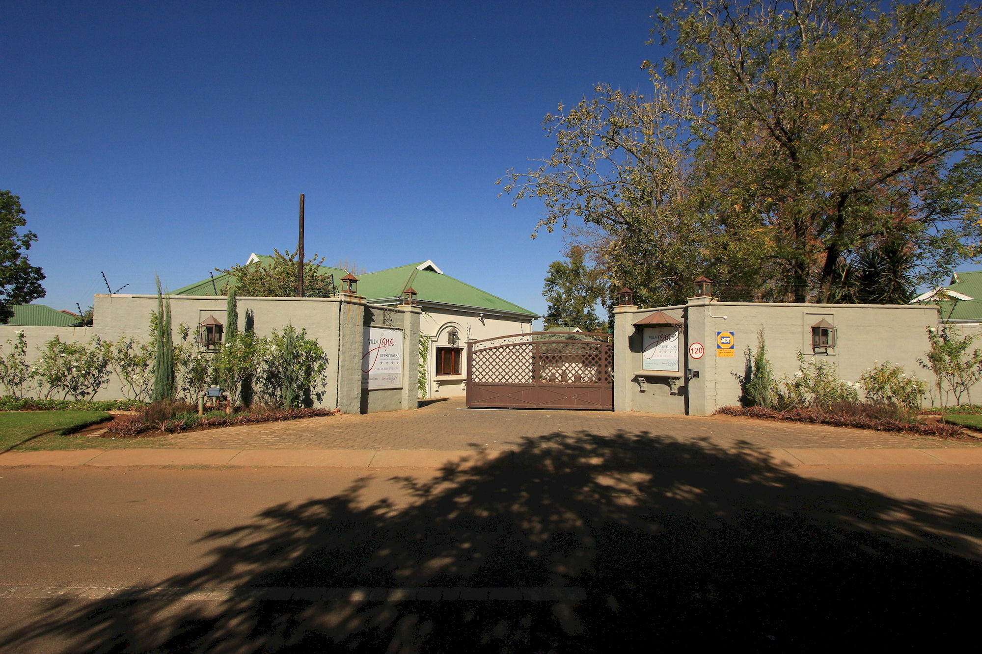 Villa Jana Guesthouse Pretoria Ngoại thất bức ảnh